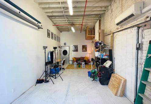 Urban Rustic Studio Space